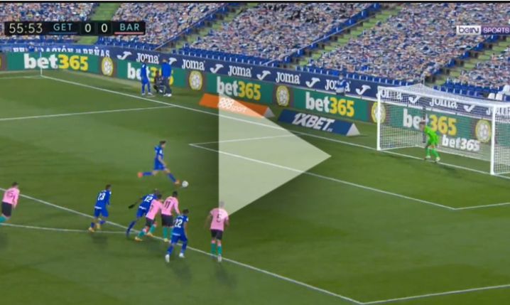 Jaime Mata strzela gola na 1-0 z Barceloną! [VIDEO]